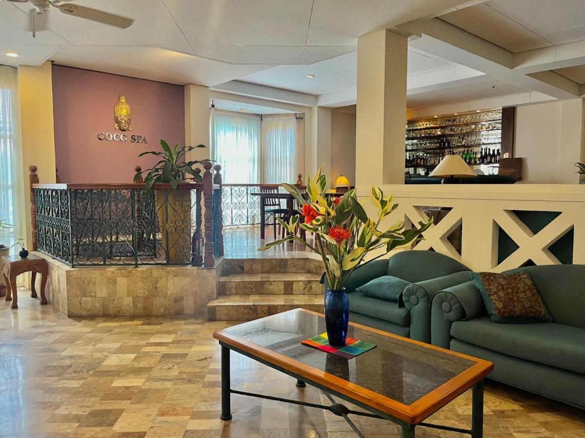 Coco Grande Hotel Dumaguete City Exterior photo